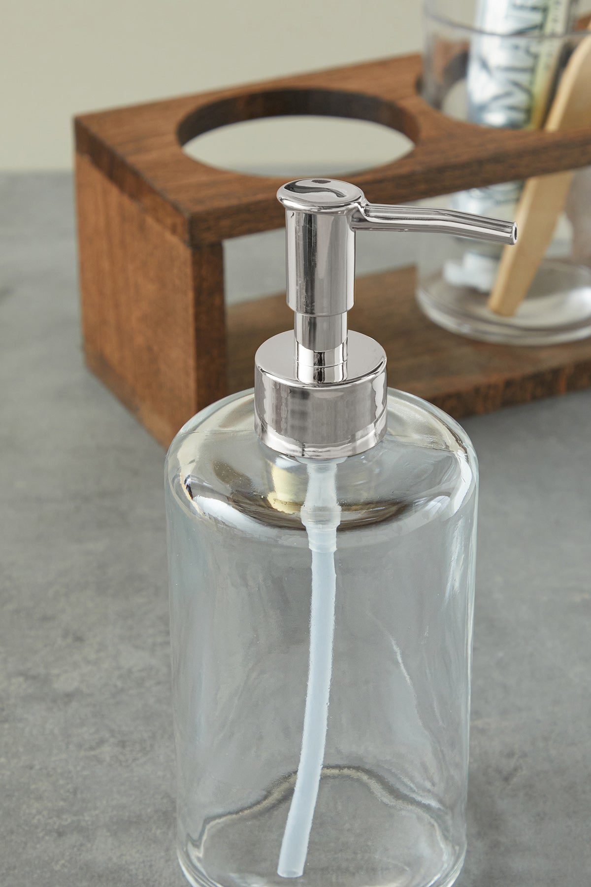 Pure Model Ahşap Stantlı Cam Sıvı Sabunluk ve Diş Fırçalık Banyo Seti